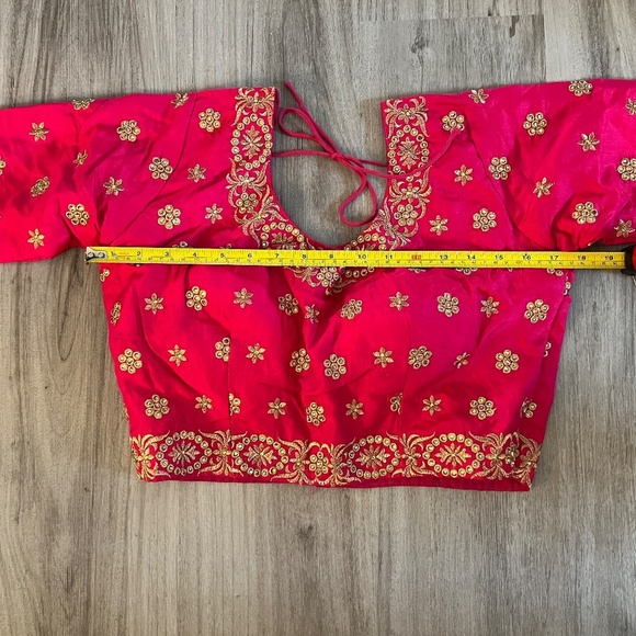 Sari - 4-piece outfit, includes blouse, petticoat, 2 pieces of sari fabric - Picture 11 of 12